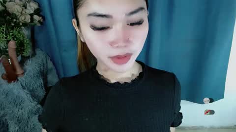 haylee online show from December 14, 2025, 1:44 am