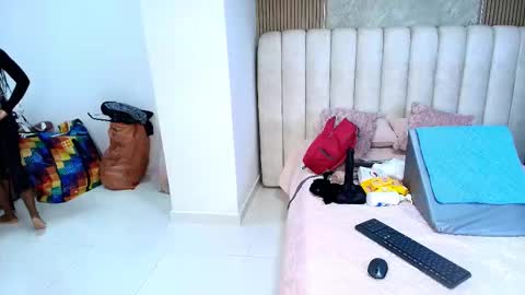 Snapshot of hazel_kataleya chatting on November 8, 2025, 7:12 pm kataleya online show from November 8, 2025, 7:12 pm