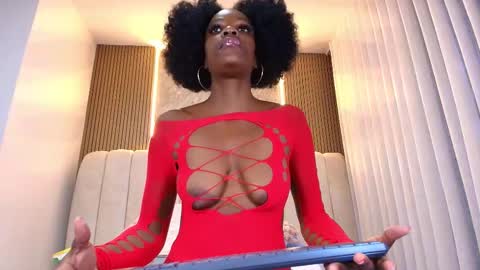 Snapshot of hazel_kataleya chatting on December 21, 2025, 7:10 pm kataleya online show from December 21, 2025, 7:10 pm