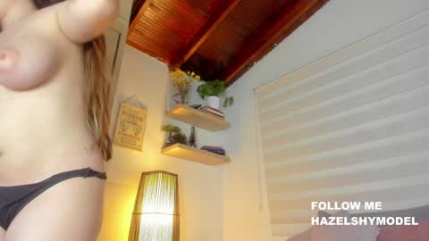 Im Hazel online show from December 3, 2024, 8:28 pm