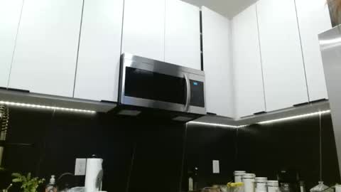 Hazel online show from April 25, 2026, 2:36 pm