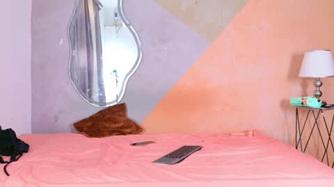 Snapshot of hazel_slim_ chatting on January 8, 2026, 8:00 pm hazel_slim_ online show from January 8, 2026, 8:00 pm