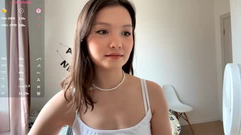 Snapshot of hazelhartshorn chatting on June 3, 2026, 12:41 pm Kira online show from June 3, 2026, 12:41 pm