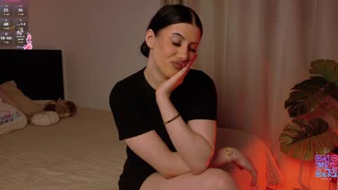 hazelhayess online show from May 16, 2026, 3:44 pm