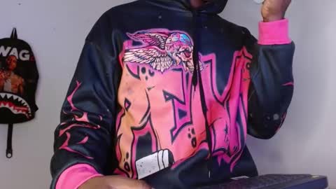 hazlan_420 online show from November 22, 2025, 2:49 pm