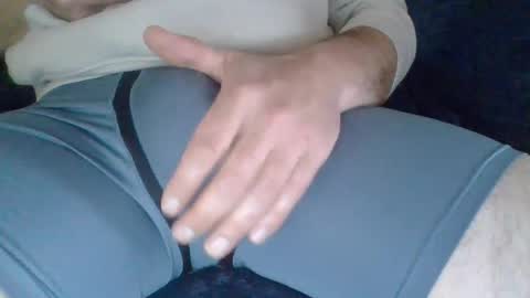 hdbob13 online show from April 19, 2026, 7:05 pm