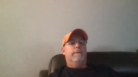 Snapshot of hdeuce22 chatting on February 17, 2025, 4:48 pm Hdeuce22 online show from February 17, 2025, 4:48 pm