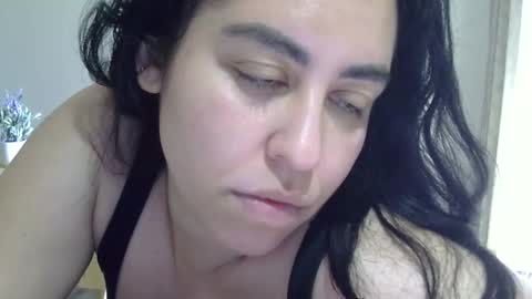 heatwavee online show from April 7, 2026, 1:00 pm