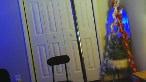 Heavenllyy online show from March 15, 2026, 3:12 am