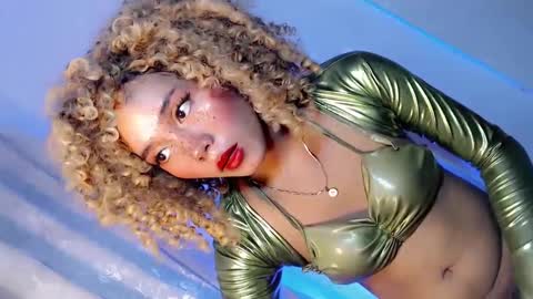 Snapshot of heavenly_abby chatting on March 10, 2025, 1:10 pm heavenly_abby online show from March 10, 2025, 1:10 pm