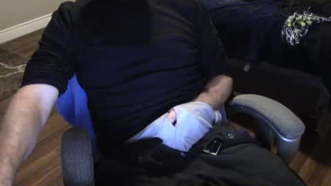 John online show from October 7, 2025, 5:04 am