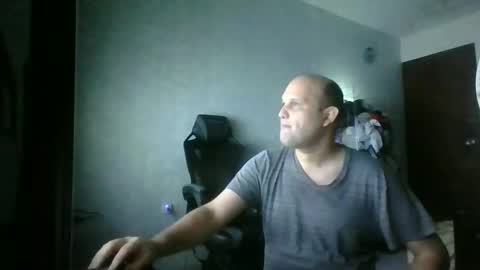 Heavy Rebell online show from December 2, 2025, 5:02 am