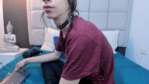 Snapshot of hecate1_ chatting on January 29, 2025, 7:22 pm Keira Hecate online show from January 29, 2025, 7:22 pm