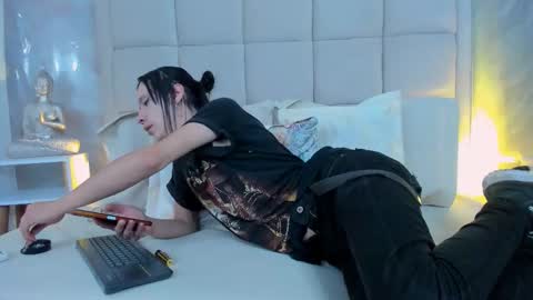 Keira Hecate online show from October 23, 2025, 8:51 pm