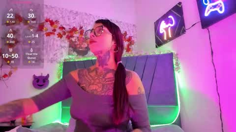 Hecate Queen online show from October 27, 2025, 12:20 pm