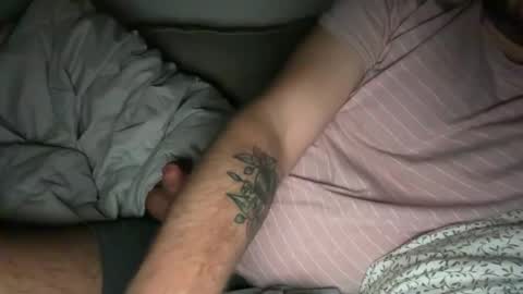 Snapshot of heddy2301 chatting on September 15, 2025, 6:02 am heddy2301 online show from September 15, 2025, 6:02 am