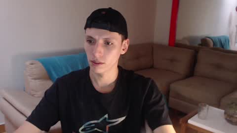 Snapshot of hefesto_69 chatting on January 3, 2025, 9:47 pm hefesto_69 online show from January 3, 2025, 9:47 pm