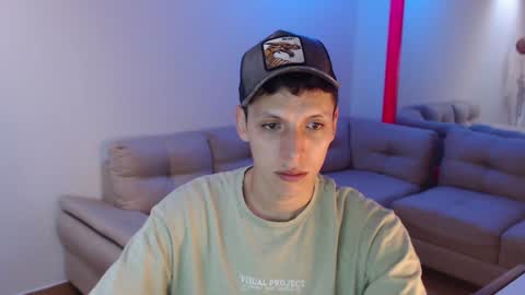 Snapshot of hefesto_69 chatting on January 16, 2025, 10:02 pm hefesto_69 online show from January 16, 2025, 10:02 pm