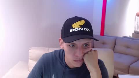 Snapshot of hefesto_69 chatting on March 10, 2025, 8:23 pm hefesto_69 online show from March 10, 2025, 8:23 pm