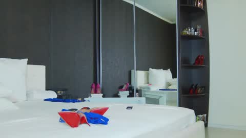 Helen online show from February 21, 2025, 4:29 am