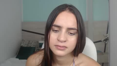 Snapshot of heidy_hoiss chatting on February 7, 2025, 8:31 pm Heidy online show from February 7, 2025, 8:31 pm