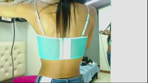 Snapshot of heidy_hotxxx chatting on December 2, 2025, 12:16 am heidy online show from December 2, 2025, 12:16 am