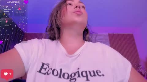 Heidy online show from November 22, 2025, 3:27 am