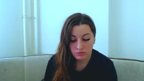 helen_adams_ online show from March 10, 2025, 9:32 am