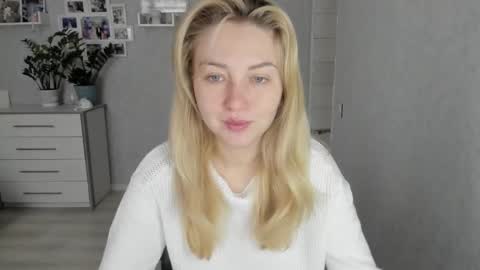 Helen sven online show from November 8, 2025, 6:46 am