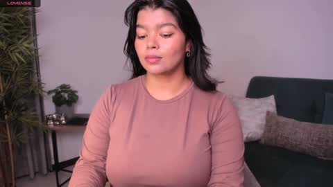 helen_miller online show from December 9, 2024, 11:24 pm