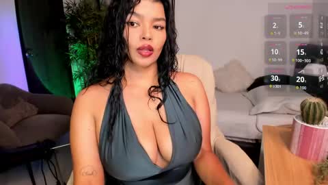 Snapshot of helen_miller chatting on May 20, 2026, 3:02 am helen_miller online show from May 20, 2026, 3:02 am