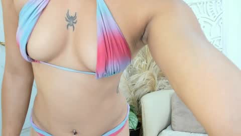 Snapshot of helen_zen chatting on May 16, 2026, 8:29 pm helen zen online show from May 16, 2026, 8:29 pm