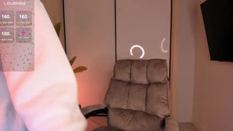 Helen online show from January 23, 2025, 7:51 pm