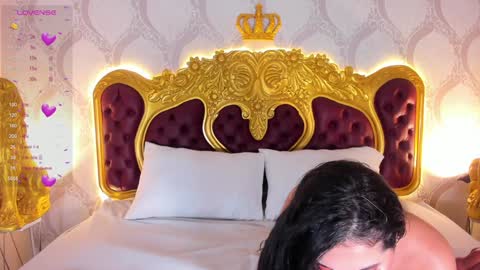 H E L E N A  online show from February 5, 2025, 3:13 am