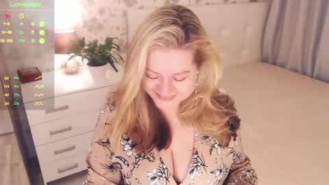 Helena Bonham online show from December 20, 2024, 4:09 am