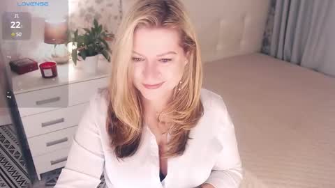 Helena Bonham online show from February 8, 2025, 3:30 am