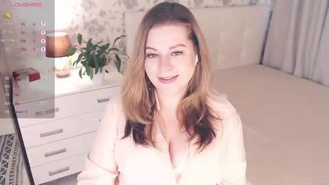 Helena Bonham online show from October 8, 2025, 2:25 pm