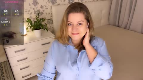 Helena Bonham online show from November 24, 2025, 9:03 pm