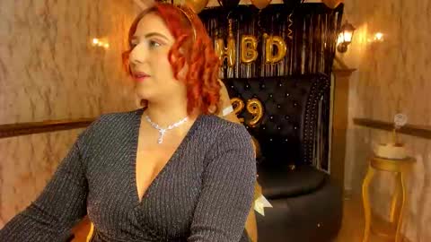 Snapshot of helenstanfordd chatting on November 11, 2025, 1:44 pm Helen or Hells online show from November 11, 2025, 1:44 pm