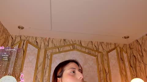 Snapshot of helenstanfordd chatting on January 7, 2026, 12:07 pm Helen or Hells online show from January 7, 2026, 12:07 pm