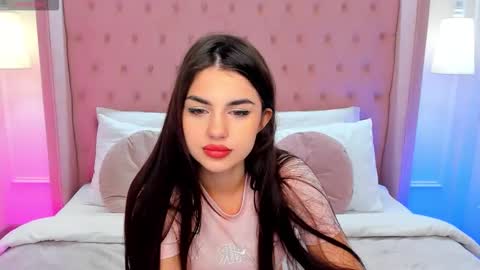 Helen online show from November 13, 2025, 1:32 pm