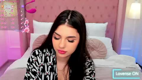 Helen online show from April 29, 2026, 9:43 pm