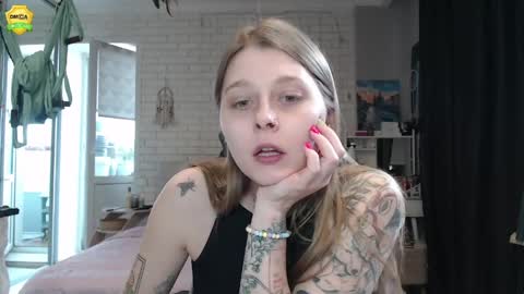 Snapshot of helenundersin chatting on April 1, 2026, 12:50 pm Helen online show from April 1, 2026, 12:50 pm