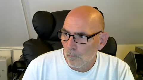 Snapshot of helikev26 chatting on June 5, 2026, 8:47 pm helikev26 online show from June 5, 2026, 8:47 pm