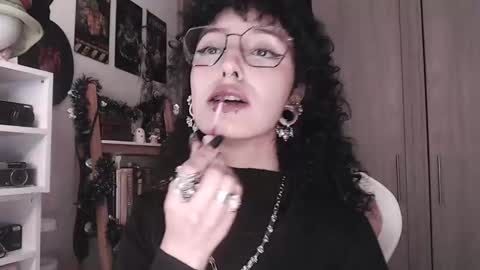 cher online show from October 15, 2025, 1:50 am