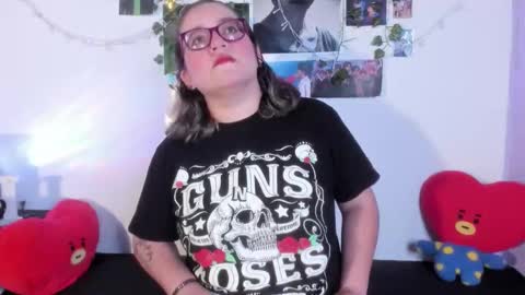 Snapshot of hellen21rose chatting on November 3, 2025, 2:24 am hellen online show from November 3, 2025, 2:24 am