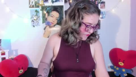 Snapshot of hellen21rose chatting on December 3, 2025, 4:09 am hellen online show from December 3, 2025, 4:09 am