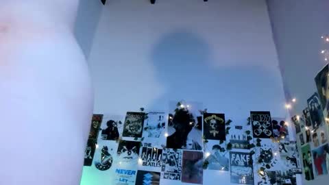 Snapshot of hellen21rose chatting on February 28, 2026, 5:19 am hellen online show from February 28, 2026, 5:19 am