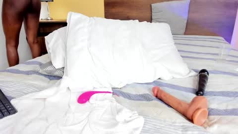 Snapshot of hellen_hylls chatting on December 6, 2024, 2:13 am Hellen online show from December 6, 2024, 2:13 am