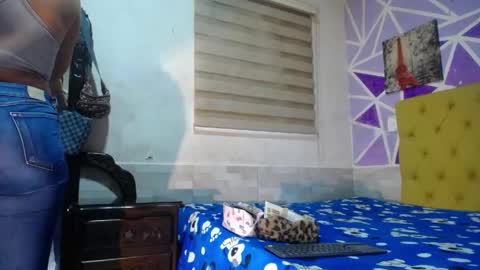 hellen maya online show from April 24, 2026, 6:54 pm